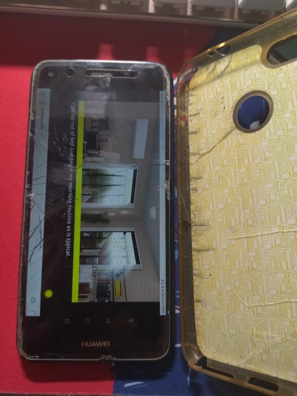 Interno dell'aggancio del telefono di lato, si nota il petrolio