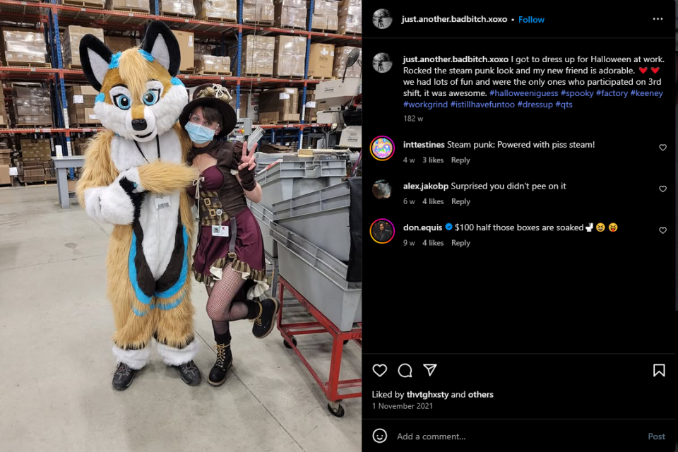 Post di just.another.badbitch.xoxo
https://www.instagram.com/p/CVvO562LiGq/

I got to dress up for Halloween at work. Rocked the steam punk look and my new friend is adorable. 💓💓 we had lots of fun and were the only ones who participated on 3rd shift, it was awesome. #halloweeniguess #spooky #factory #keeney #workgrind #istillhavefuntoo #dressup #qts
182 w

> Steam punk: Powered with piss steam!
4 w

> Surprised you didn't pee on it
6 w

> $100 half those boxes are soaked🚽😆😝
9 w